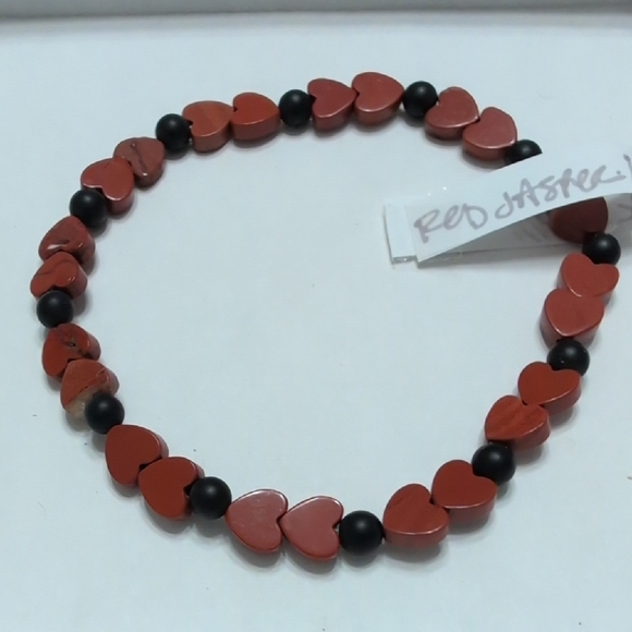 Jewelry - Red Jasper Heart With Black Onyx Stretch Bracelet